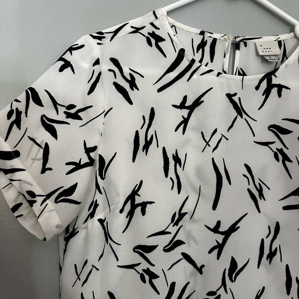White Shirt Sleeve Blouse